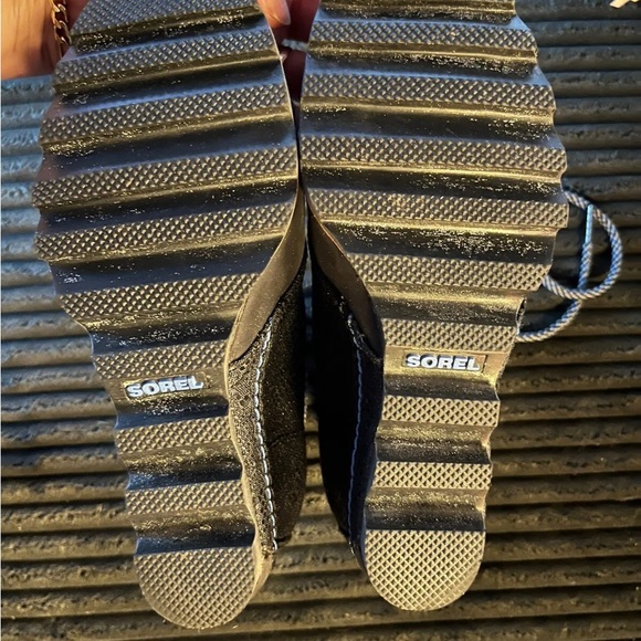 Gorgeous Sorel 1964 Premium Wedge Joan Bootie Black & Blue Women 7.5 Boots - Picture 8 of 10